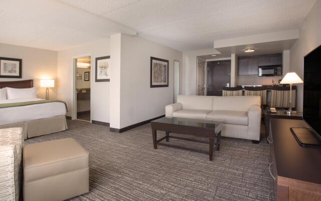 Holiday Inn Hotel & Suites Scottsdale North - Airpark by IHG