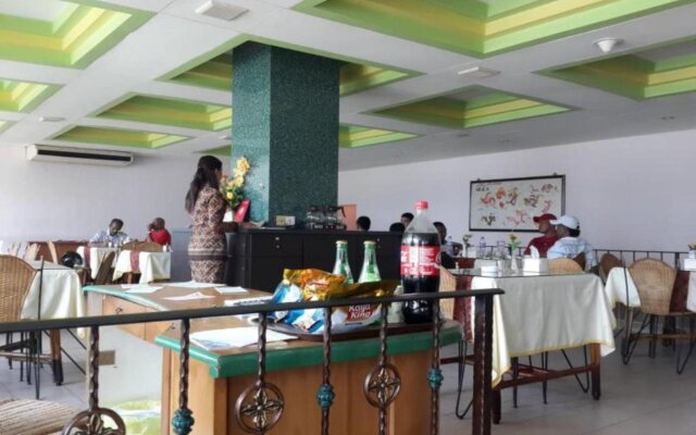 Paradise Hotel