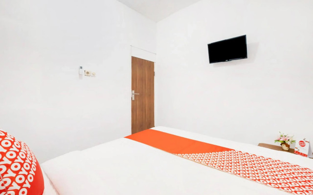 OYO 2394 Hotel Brosta