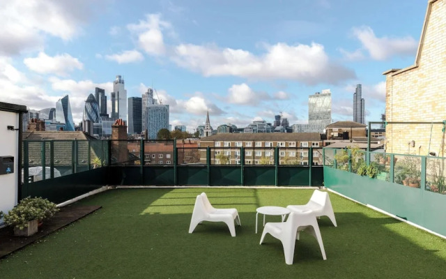 Stunning 2-bed Converted Warehouse - Sleeps 4