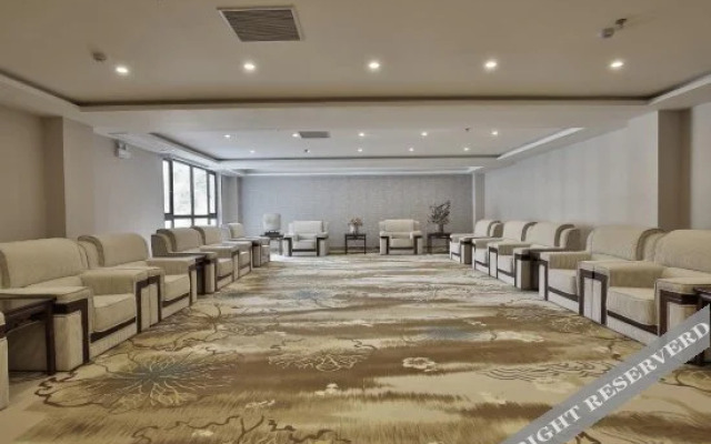 Tiantang Guzhai Holiday Hotel