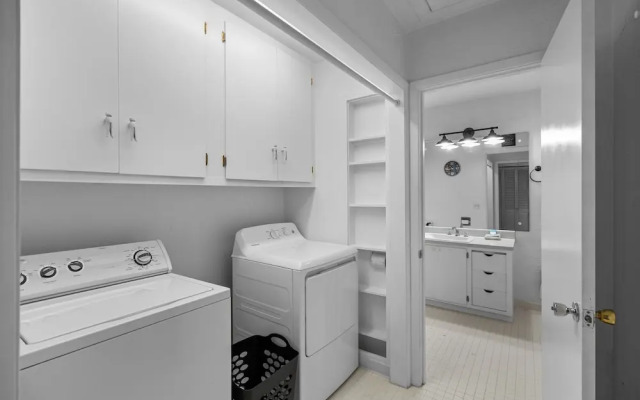 Cosby Mountain Lodge 4 Bedroom Home