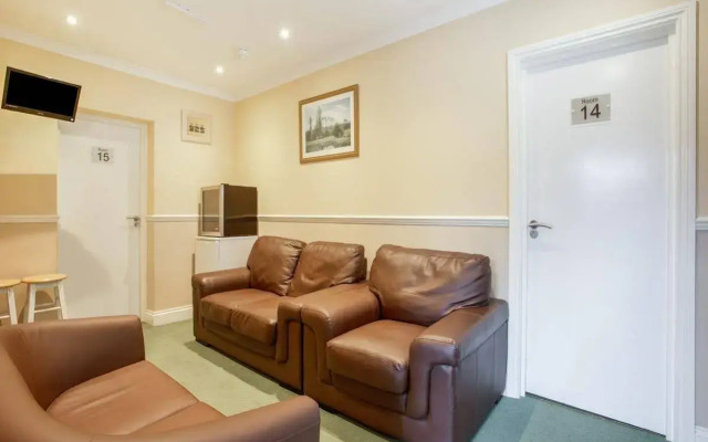 Flexistay Ambers Gatwick Aparthotel