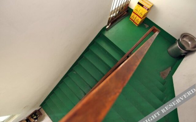 Longxiang Hostel