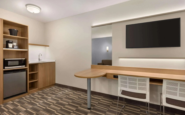 Microtel Inn & Suites by Wyndham Gambrills