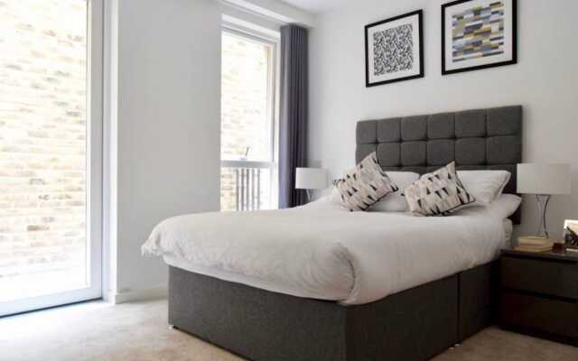 Modern 2 Bedroom Home in Kings Cross