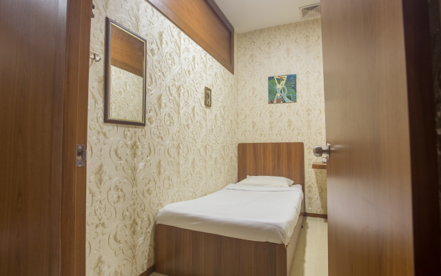 Hotel O Rebecca's Homes – Guest Rooms – Kota Kinabalu