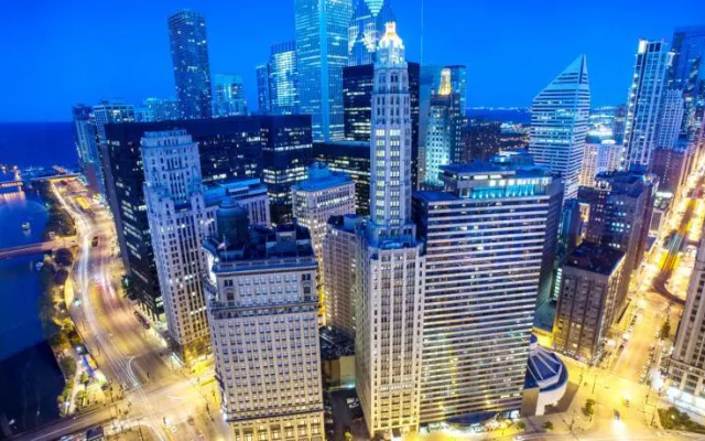 Club Wyndham Grand Chicago Riverfront