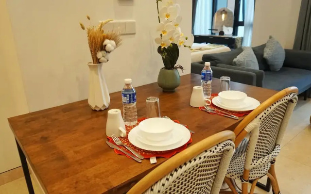 Harmony Luxury Suites At Lucentia BBCC