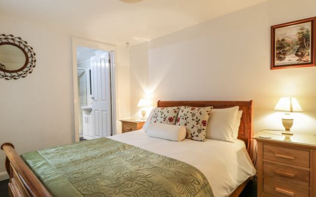 Coombe Cottage