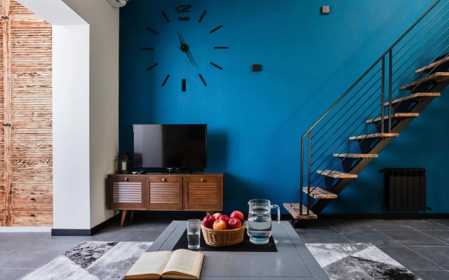 Two level apartment for 5