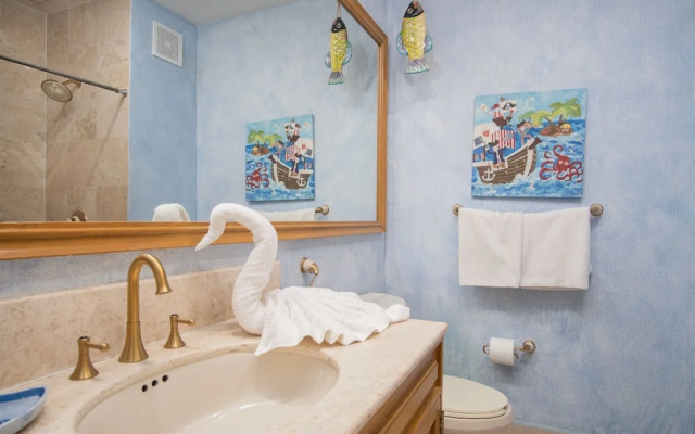 Casa Frida Massive Condo Sleeps up to 12!