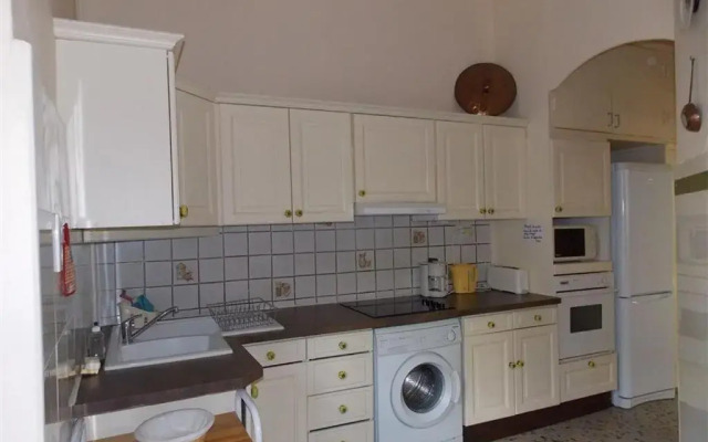 Appartement Bagnères-de-Luchon, 2 pièces, 4 personnes - FR-1-313-136