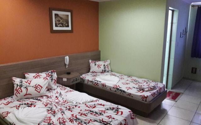 Charlott Hotel