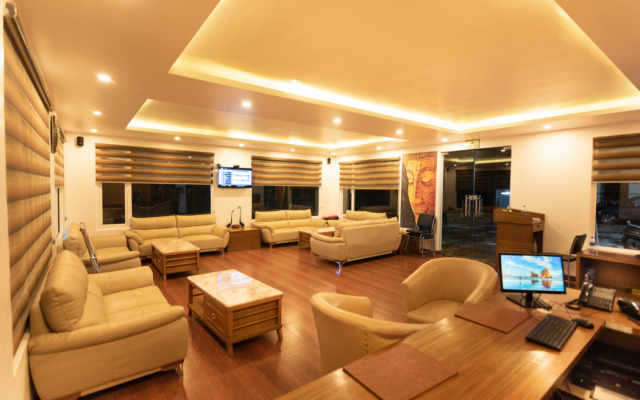 Himalayan Splendour Resort