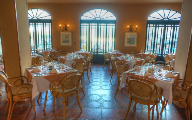 Saint Patrick's Hotel