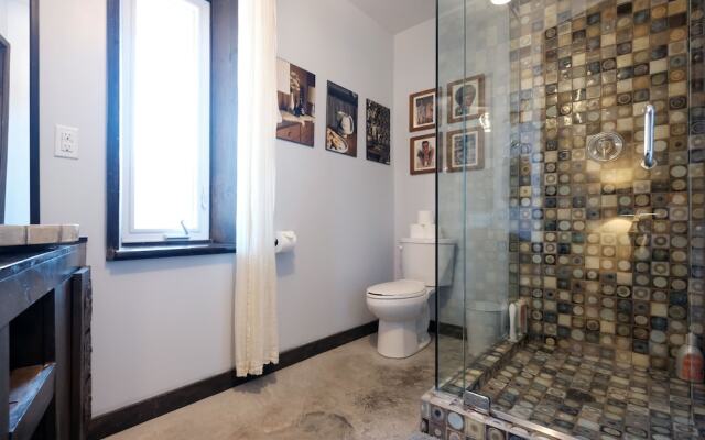 Owl's Nest Suites
