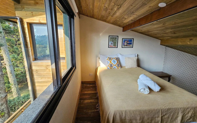 Estudios no Capivari by The Lodges