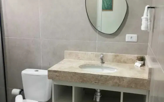 Aroma'S Suites