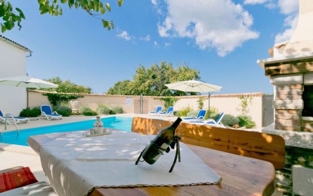 House Darija Novigrad (Istra)