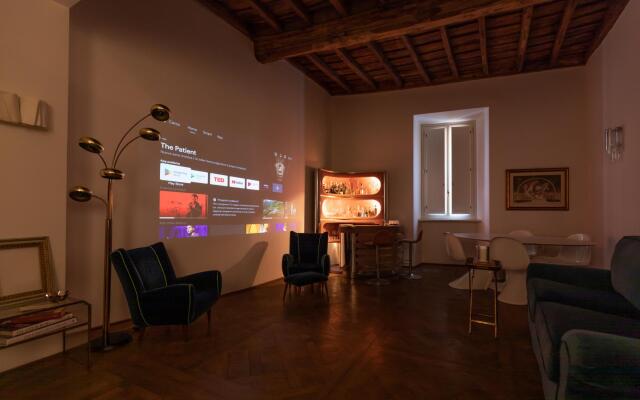 Chic And Style In Historical Via Giulia