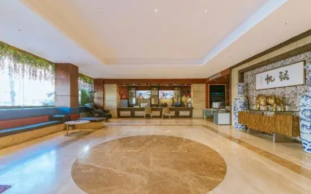Outai Cinema Hotel (Yinfan Branch, Tangxia Square West Road)