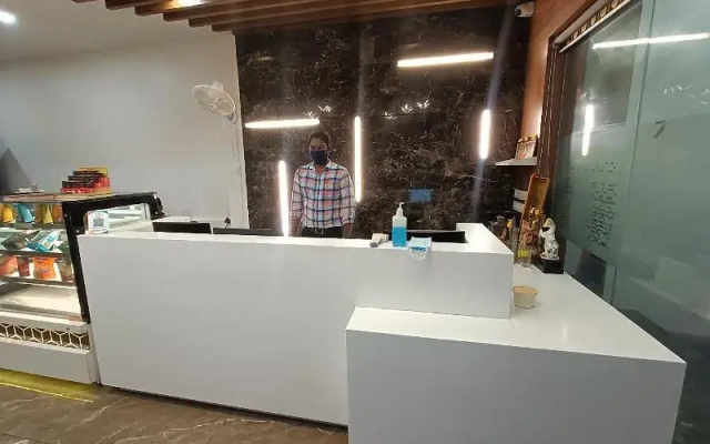 Hotel Akshay Grand