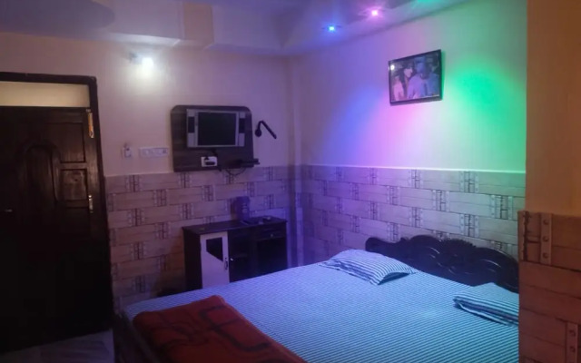 Prateek Residency by Goroomgo