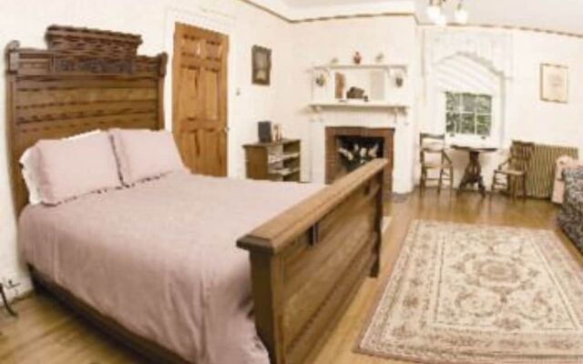 Catamount Bed & Breakfast