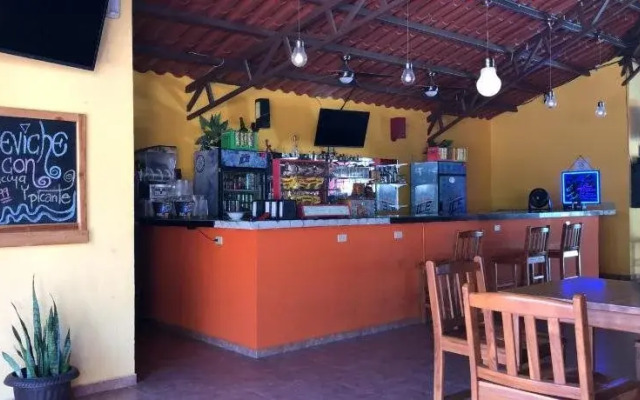 Roxy Fishing Club Y Hotel