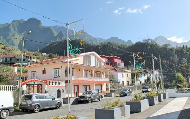 Dinis Country Apartment by Our Madeira