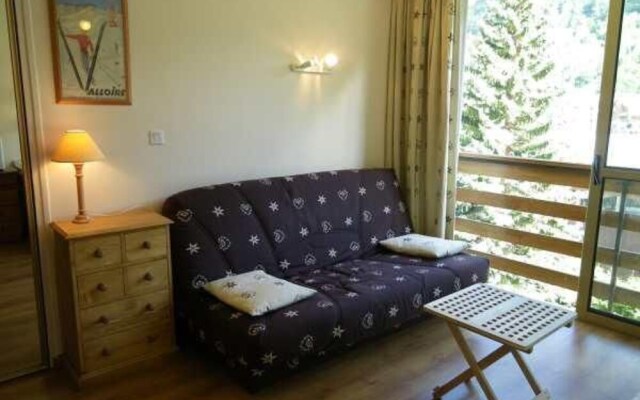 Rapin36 Studio 3 People 2 South Facing