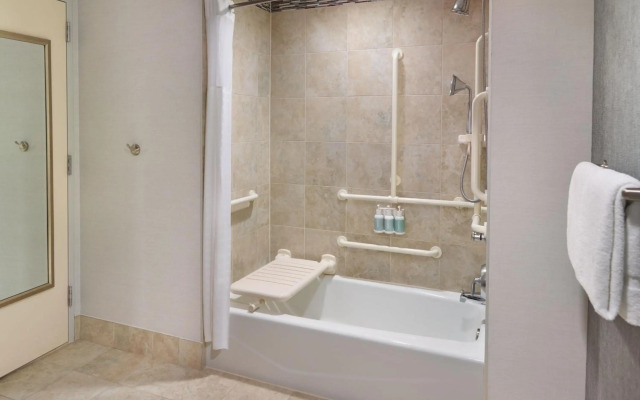 Courtyard by Marriott Washington, DC/Foggy Bottom