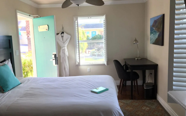 Beach Bungalow Inn and Suites