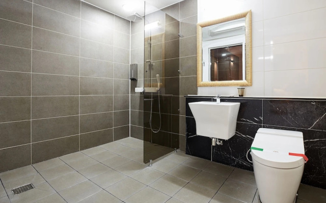 Noble Stay Hotel