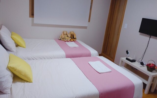 Coco Guesthouse - Hostel
