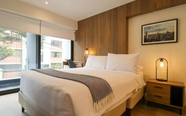 w Dazzling 1BR w Fantastic View in Miraflores