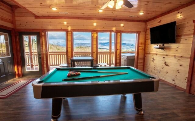 .lookout Lodge 6 Bedroom Cabin