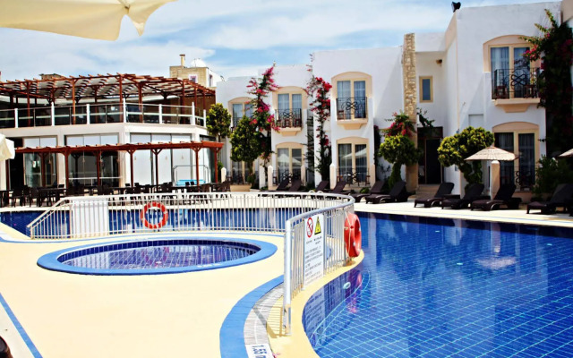 Serpina Hotel - Adults Only