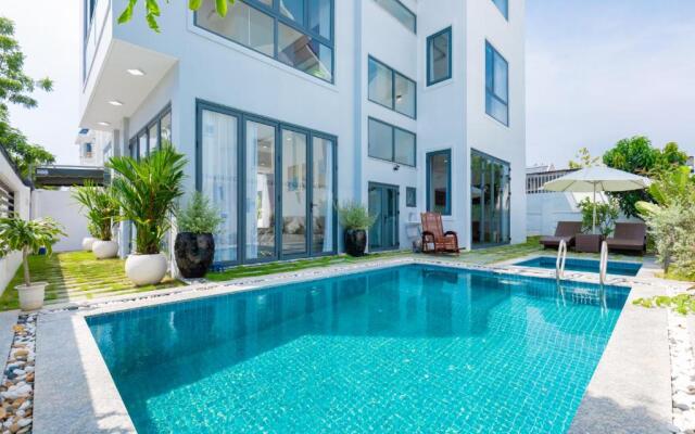 Palm Villa 31 (8 Phòng Ngủ) Khu Nghĩ Dưỡng Cao Cấp