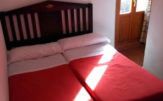 Albergue de Piedrafita, Bosque del Betato