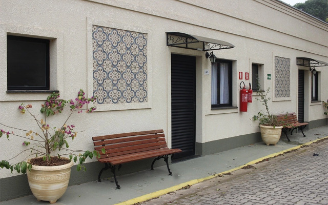 Bristol Villaggio Rosa Arujá