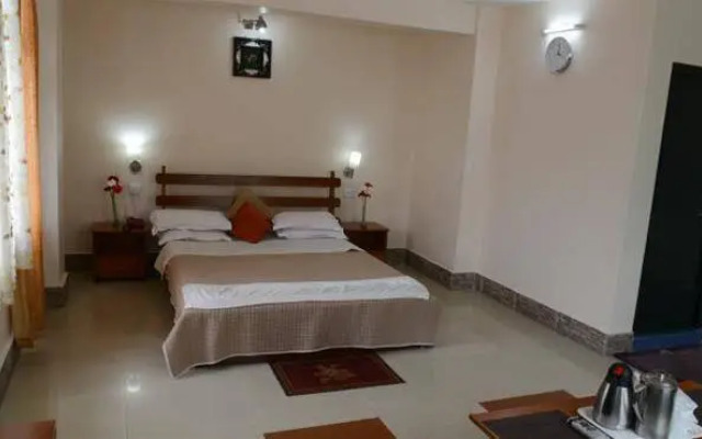 Juniper Tree Hotel