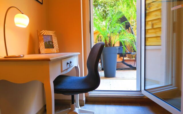 Ashley&Parker - Terrasse Des Orangers