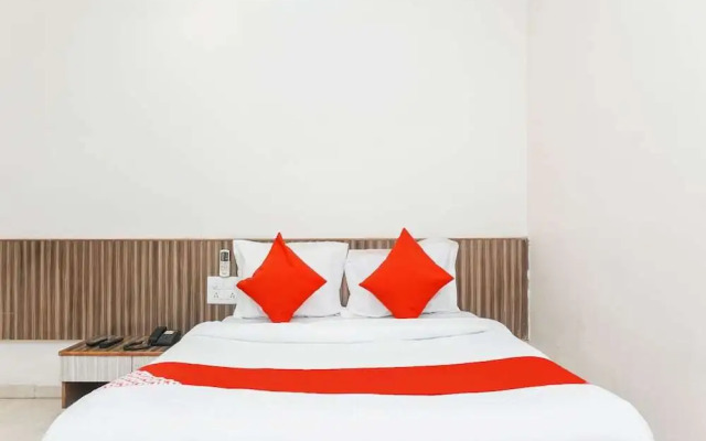 Suraj Residency by OYO Rooms