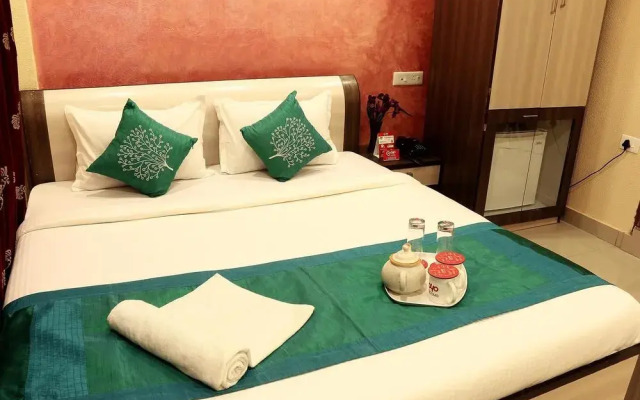 OYO 1628 Babul Hotel