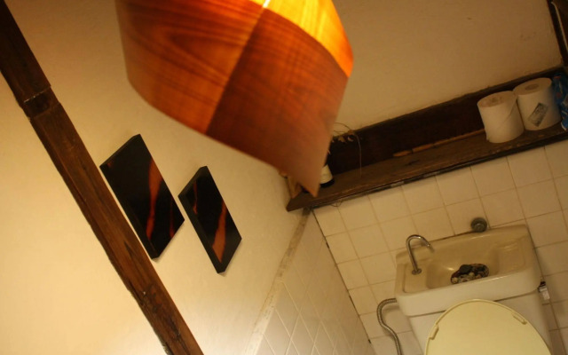 Osaka Guest House Drummer's Dream