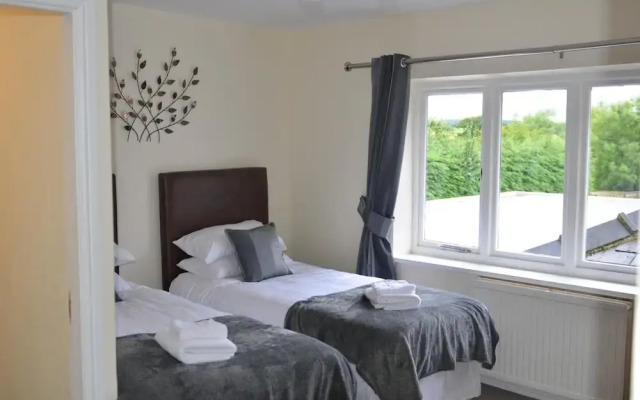 The George Carvery & Hotel