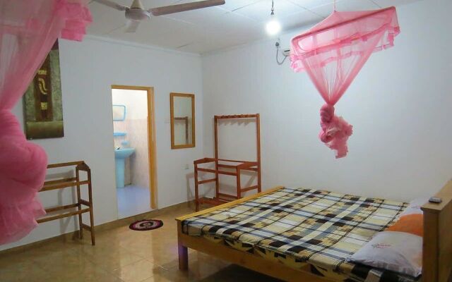 Thisara Guest Hotel Rooms
