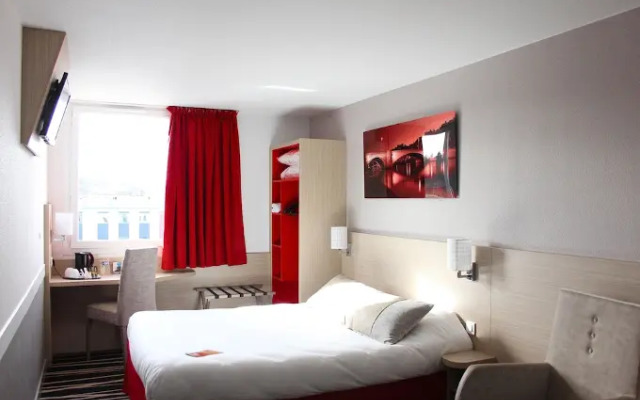 B&B Lyon Est Aeroport St Quentin Fallavie